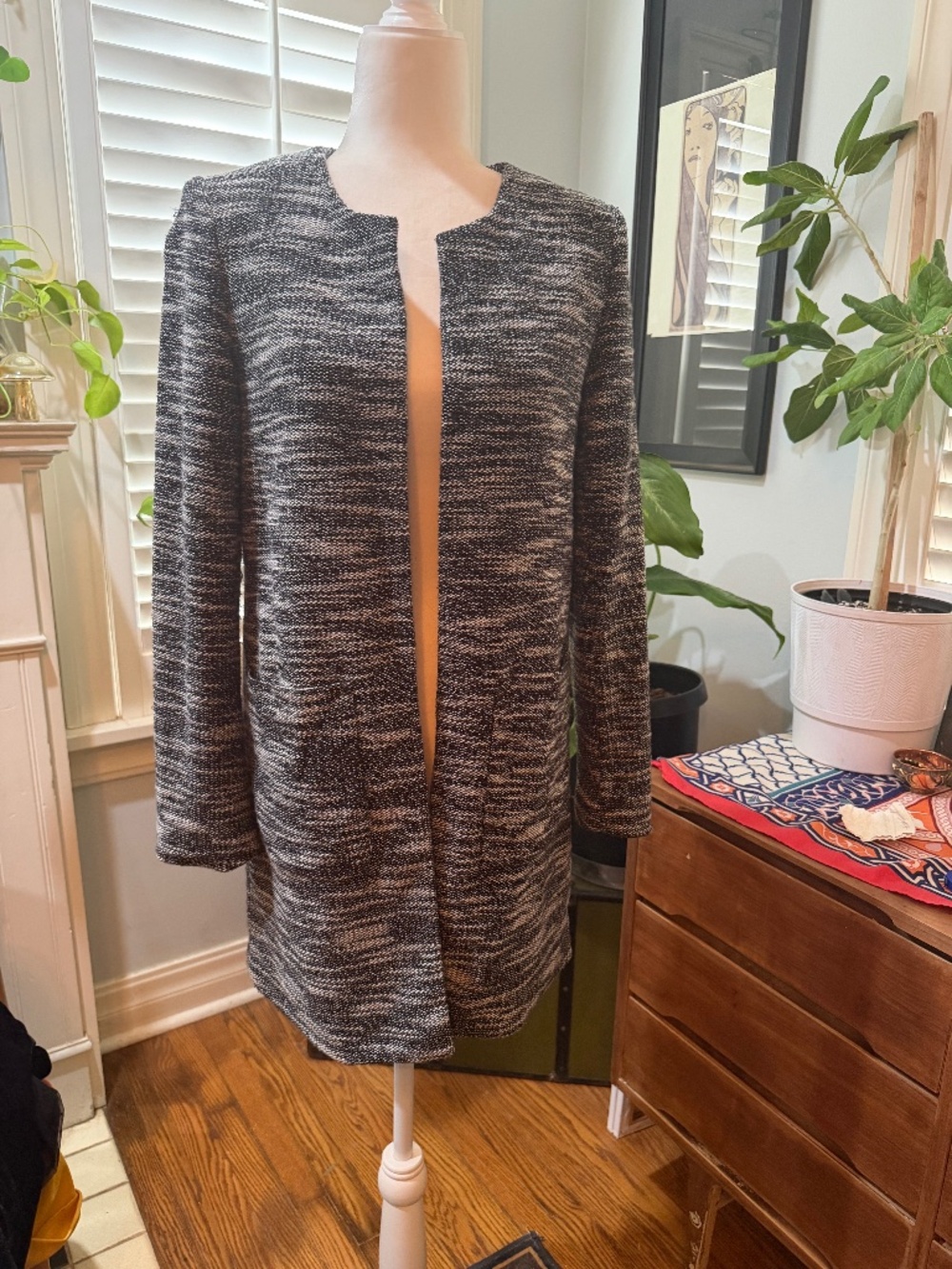 Textured tweed style lightweight jacket.